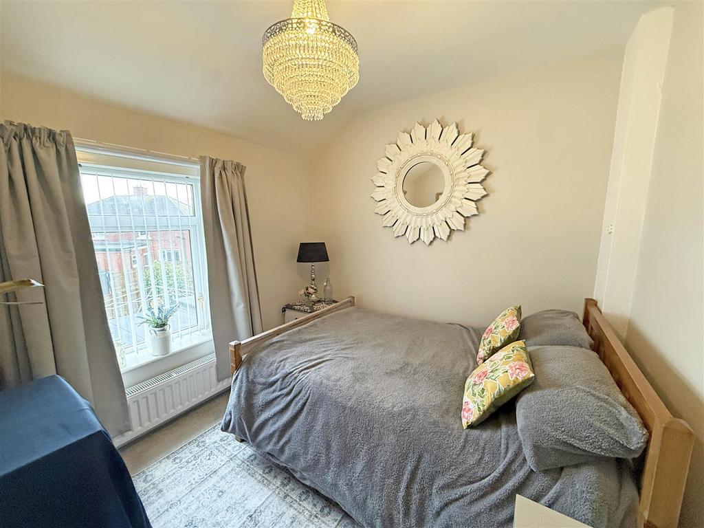 Churcher Gardens Bed 2.jpg
