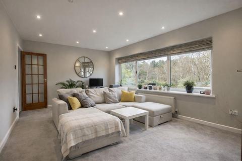 3 bedroom flat for sale, By The Wood, Watford WD19