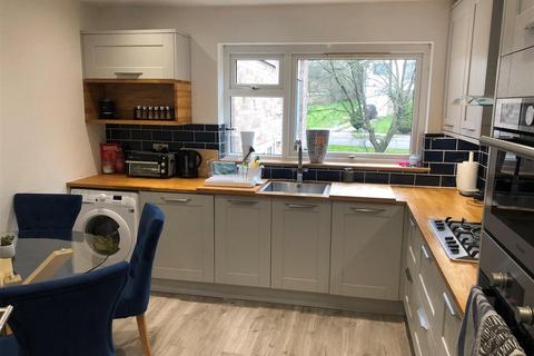 3 bedroom flat for sale, By The Wood, Watford WD19