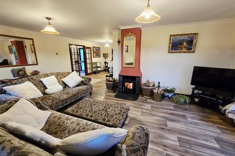 undefined, Tremail, Camelford
