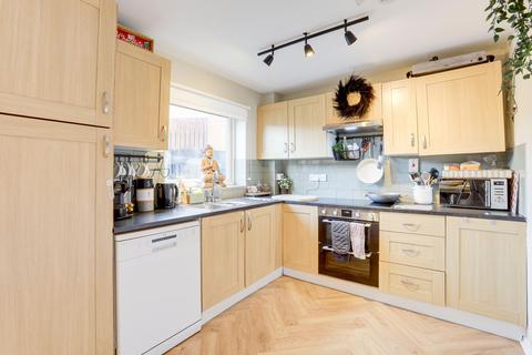 3 bedroom end of terrace house for sale, Wearmouth Gardens, Nottingham NG5