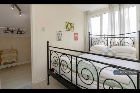undefined, Burdiehouse Rd, Edinburgh, EH17