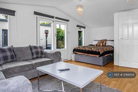 undefined, Burdiehouse Rd, Edinburgh, EH17