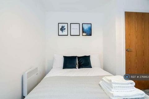 2 bedroom flat to rent, Queen Street, Sheffield, S1