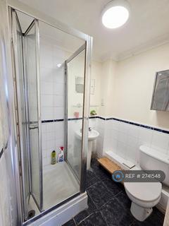 4 bedroom terraced house to rent, Lytham Close, London, SE28