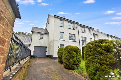 undefined, Kensington Gardens, Haverfordwest