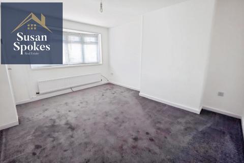 2 bedroom house to rent, Ravenna Road, Sunderland