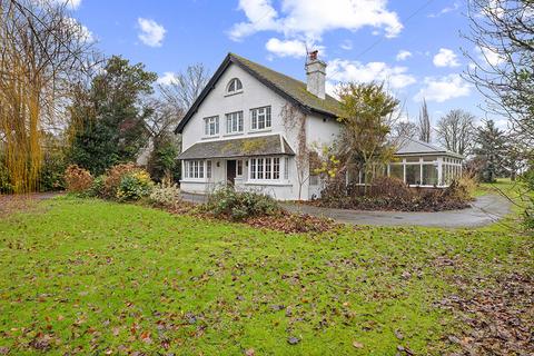 4 bedroom detached house for sale, Shripney Road, Bognor Regis, West Sussex PO22