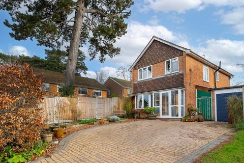 4 bedroom detached house for sale, St. Clair Close, Reigate, RH2