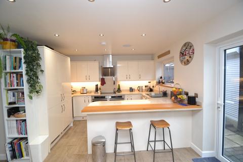 3 bedroom semi-detached house for sale, Idle, Idle BD10