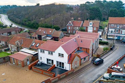 undefined, High Street, Cromer NR27