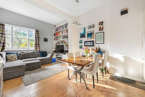 2 bedroom flat to rent, Jeffreys Road, Stockwell, London, SW4