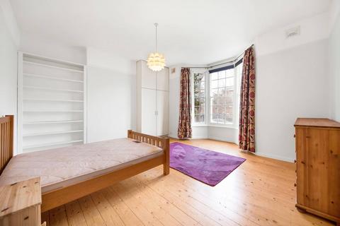 2 bedroom flat to rent, Jeffreys Road, Stockwell, London, SW4
