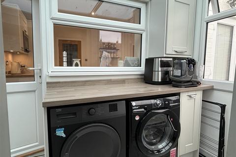 undefined, Oxendon Way, Binley, * OPEN PLAN KITCHEN DINING ROOM *Coventry