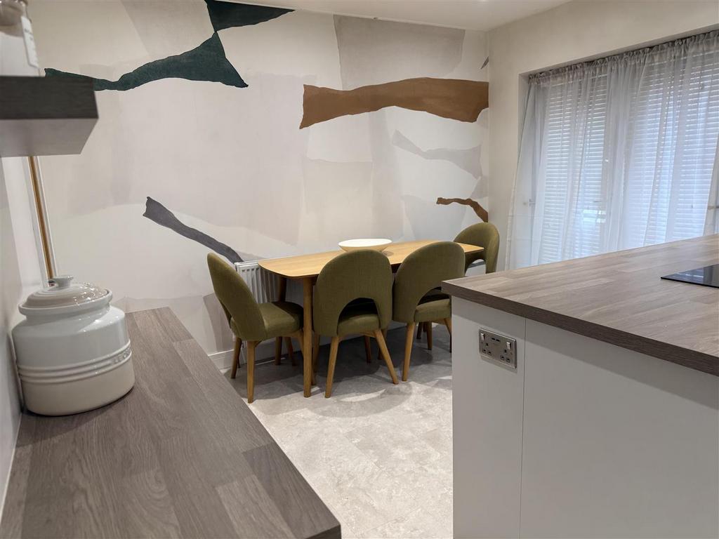 Open plan kitchen Dining Room