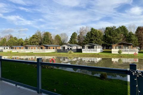 2 bedroom lodge for sale, Melbourne Road, Allerthorpe YO42