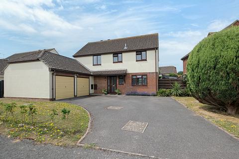 4 bedroom detached house for sale, Blakemyle, Aldwick, Bognor Regis, West Sussex PO21