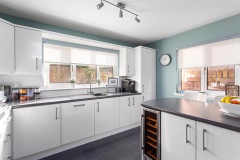 4 bedroom detached house for sale, Birrell Gardens, Livingston EH54
