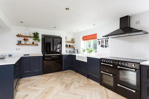 undefined, Tholthorpe, York