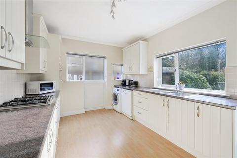 undefined, West Drive, Tadworth