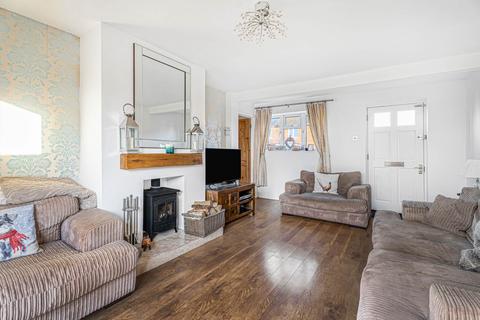 undefined, Rosehill Crescent, Buckingham MK18