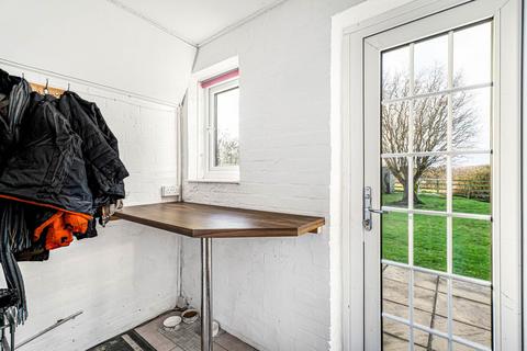 undefined, Rosehill Crescent, Buckingham MK18