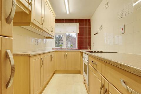 2 bedroom flat for sale, Norfolk Avenue, Nottingham NG9