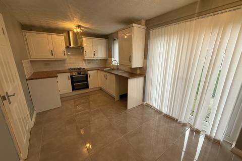 3 bedroom terraced house to rent - Leagate, Liverpool, Merseyside, L10
