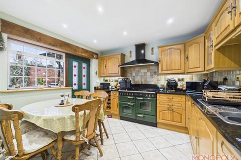 4 bedroom character property for sale, High Street, Overton, Wrexham