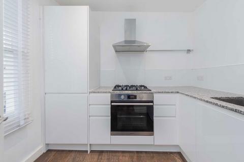 1 bedroom flat to rent, Golborne Road, London W10