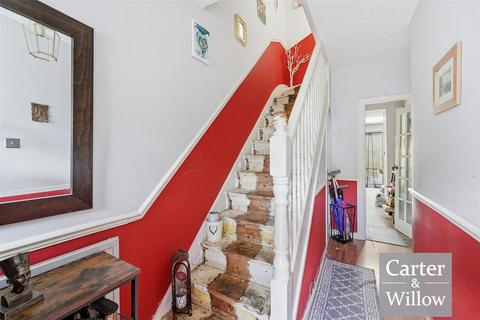 undefined, Auriel Avenue, Essex
