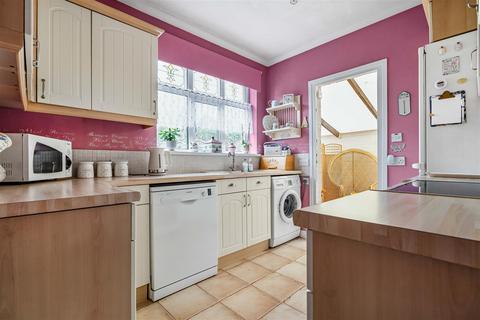 3 bedroom semi-detached bungalow for sale, Whitehall Road, North Chingford