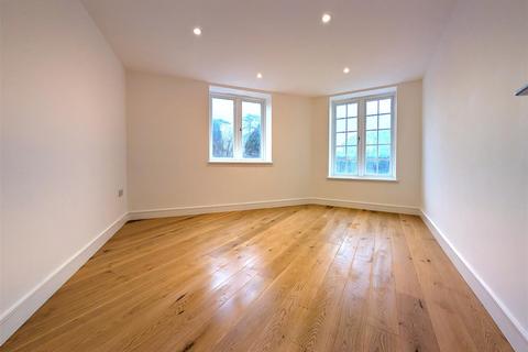 undefined, Bridge Court, Castle Street, Totnes