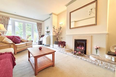 3 bedroom semi-detached house for sale, Pennine Road, Woodley