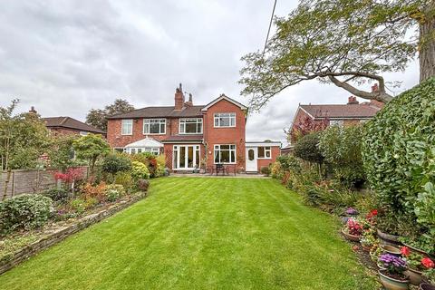 3 bedroom semi-detached house for sale, Pennine Road, Woodley