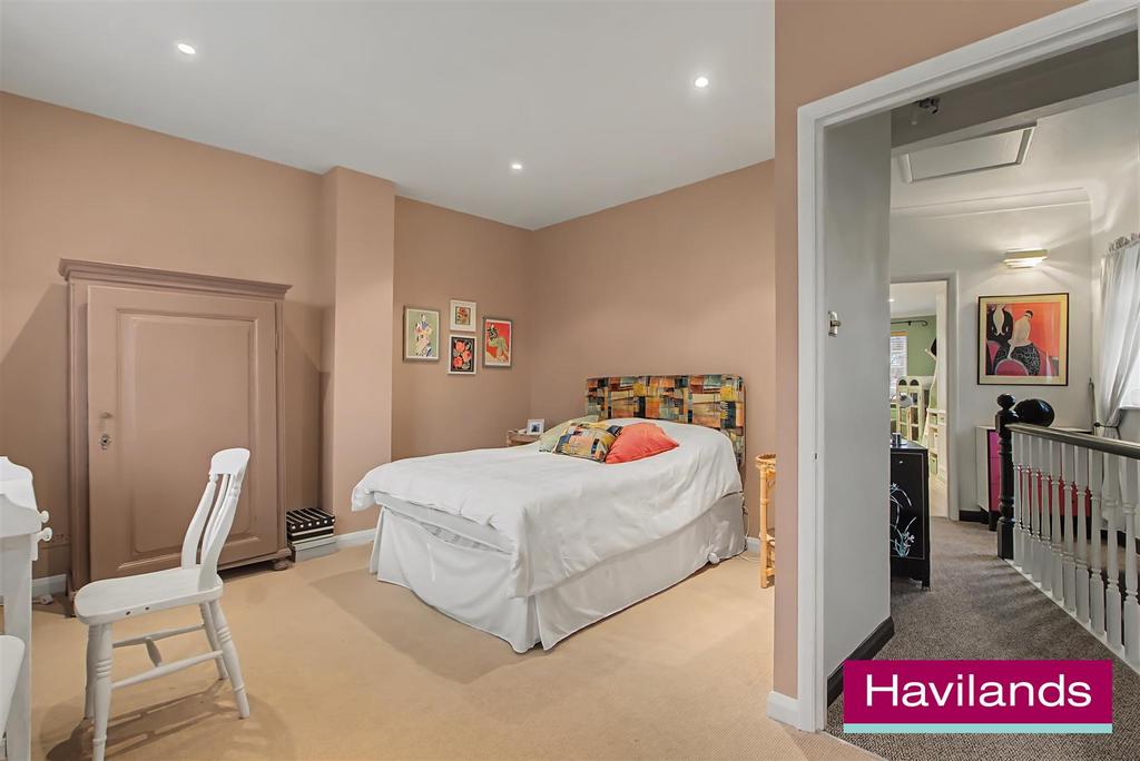 19 Wilson Street N21 1 BP-2.jpg