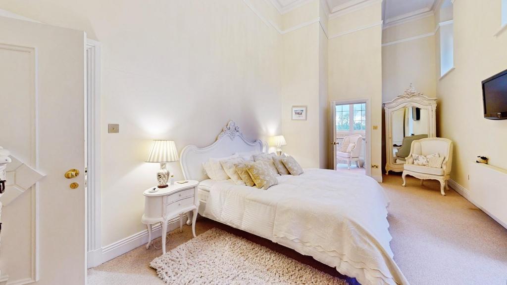 Cb465118-The-Library-Bedroom 203.jpg