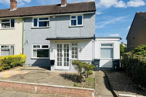 3 bedroom semi-detached house to rent, Chessetts Grove, Birmingham B13