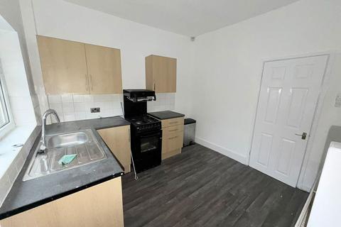 2 bedroom end of terrace house for sale, Lilly Street, Hyde, SK14 5QS