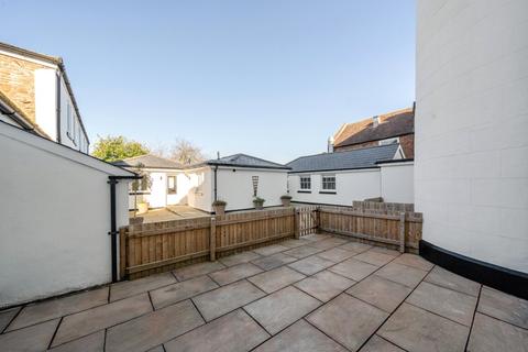 undefined, High Street, Gloucestershire GL20