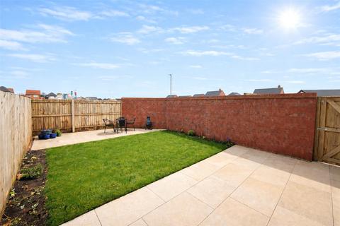 3 bedroom end of terrace house for sale, Burnham Way, Sleaford, Lincolnshire, NG34