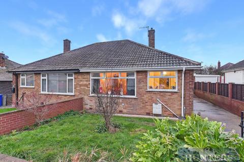 2 bedroom semi-detached bungalow for sale, Sea View Drive, Scarborough