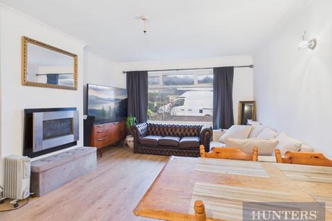 2 bedroom semi-detached bungalow for sale, Sea View Drive, Scarborough
