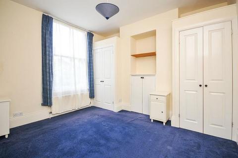 2 bedroom flat to rent, Algernon Road, Lewisham, SE13