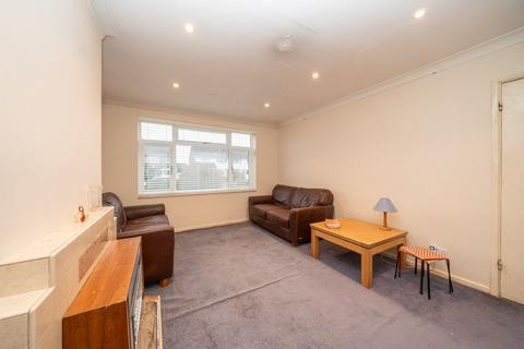 undefined, Fairgreen Road, Caddington, LU1