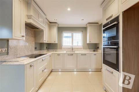 3 bedroom terraced house for sale, Church End Lane, Runwell, Wickford, Essex, SS11