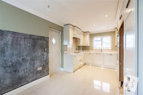 3 bedroom terraced house for sale, Church End Lane, Runwell, Wickford, Essex, SS11
