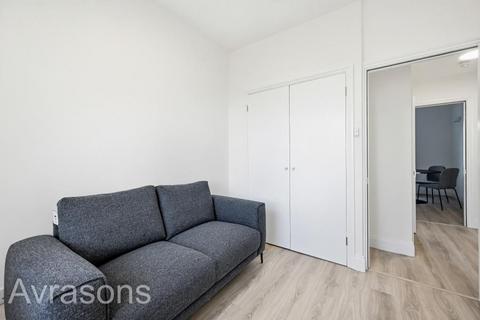 1 bedroom apartment to rent, CLAPHAM ROAD, STOCKWELL