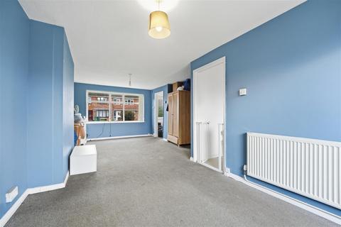 undefined, Mill Close, Middlesex UB7