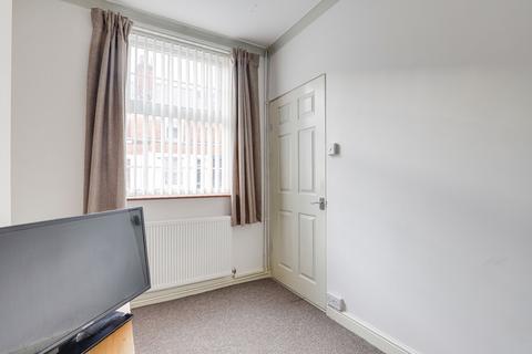 2 bedroom terraced house for sale, Rossington Road, Nottingham NG2
